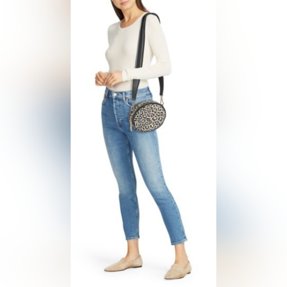 Marc Jacobs Leather Oval Crossbody Bag NWT Leopard print - Picture 8 of 11